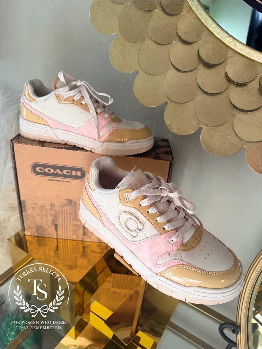 Coach Soho Signature C Candy Pink Light Beige Sneakers Size 8.5 Box